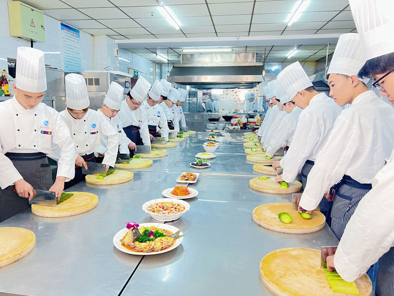 初心如磐践使命 整装扬帆启新程 济宁美开乐职业培训学校2026春季招生启幕，19种王牌专业护航成才路