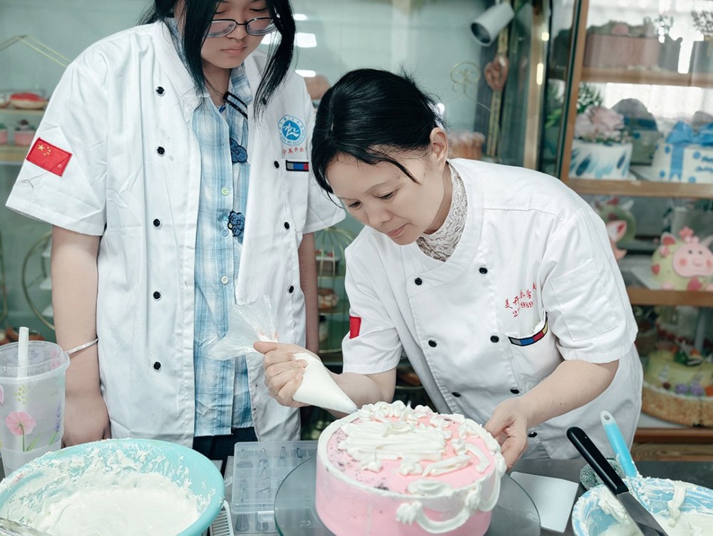 以技筑梦,走进济宁美开乐 看见技能青年的别样成长故事 跳出分数桎梏,用双手技艺书写属于自己的人生故事